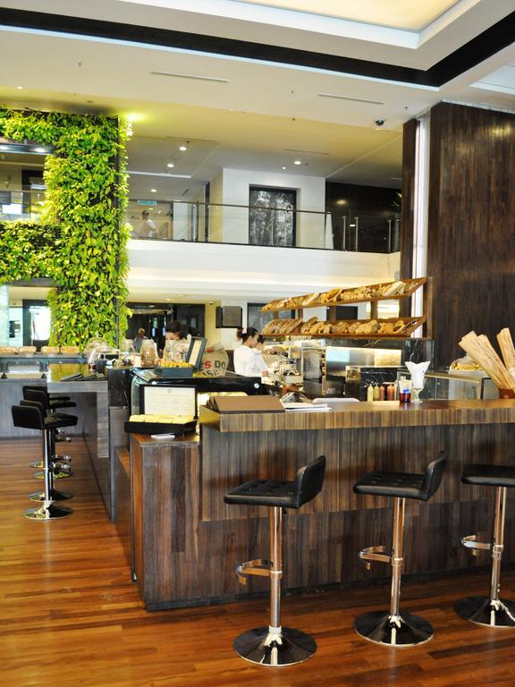 Gtower Hotel 쿠알라룸푸르 외부 사진 The interior of the lounge